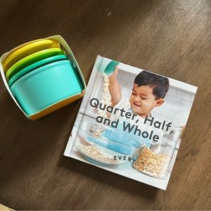 Lovevery measuring cup set with book - new